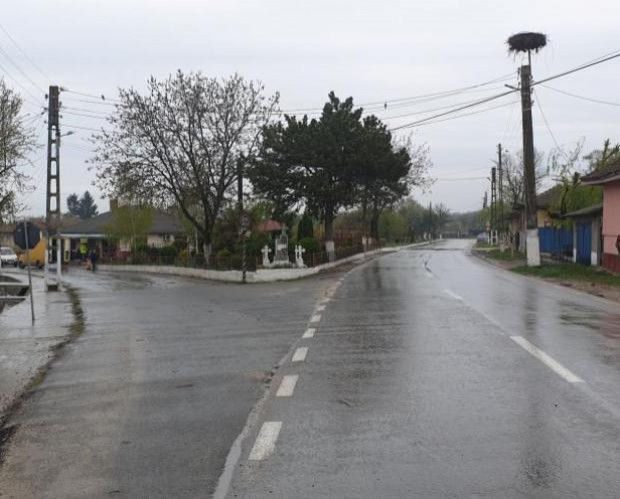 Centru de zi pentru bătrâni din Oltina, construit de o firmă fără nici un angajat
