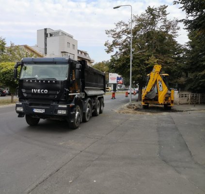 Trotuarele de pe bulevardul Mamaia, REABILITATE! VIDEO