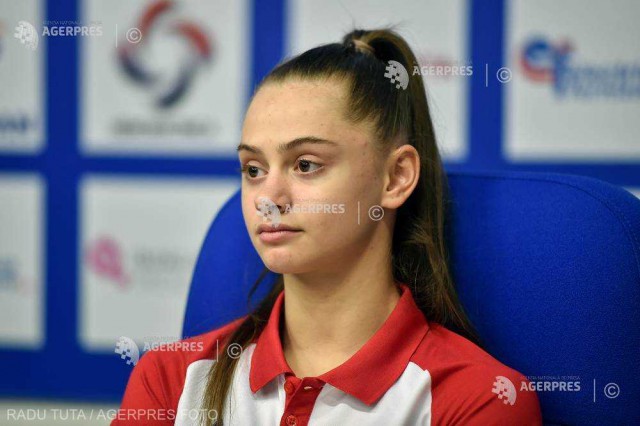 Gimnastică ritmică: Denisa Mailat, calificată în finala de la individual compus la Mondialele de la Baku