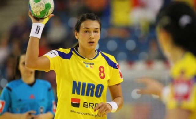 Tomas Ryde spune că recuperarea Cristinei Neagu va mai dura o lună, deşi a convocat-o la naţională