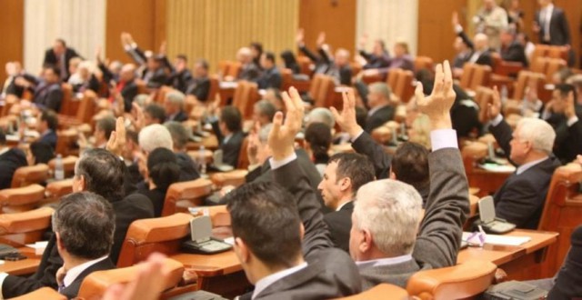 Tu știi ce face parlamentarul tău? Cu ce s-au ocupat deputaţii de Constanţa în 2019