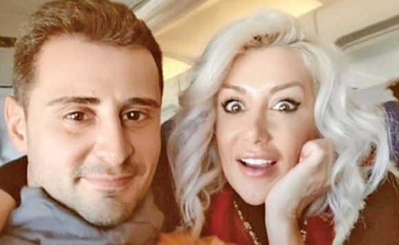 Raluca de la Bambi îşi vinde și casa după ce i-a dat papucii iubitului