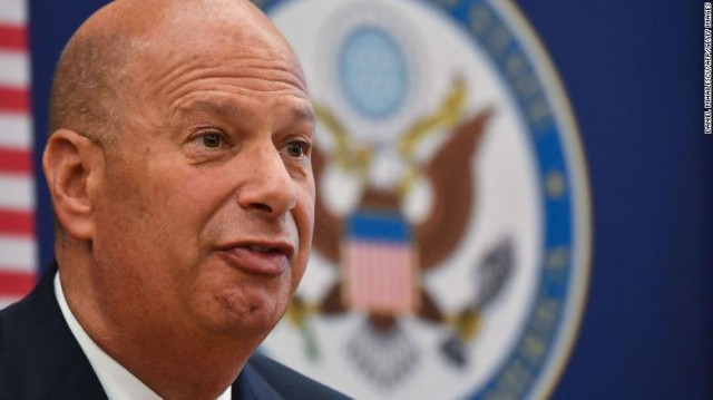 Procedura de destituire a lui Trump: Ambasadorul SUA la UE va depune mărturie, în pofida interdicţiei Departamentului de Stat