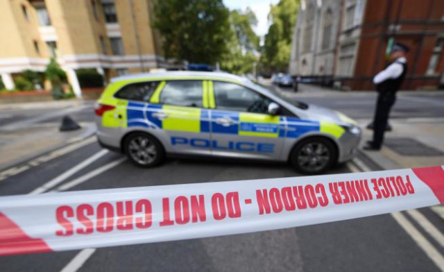Regatul Unit: Atac într-un centru comercial din Manchester; sunt 5 răniţi şi atacatorul a fost arestat