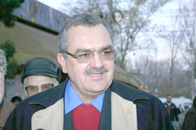 Miron Mitrea, întâlnire de taină cu PSD-iștii în Parlament