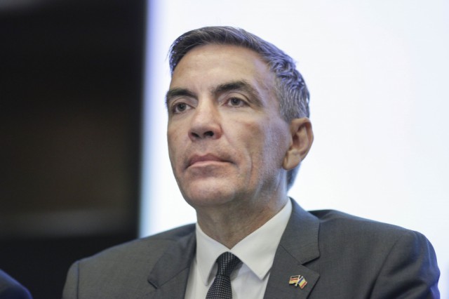 Anastasiu, către patronii germani din România: Pregătiţi-vă, cota unică va fi anulată şi 400.000 de bugetari vor fi daţi afară