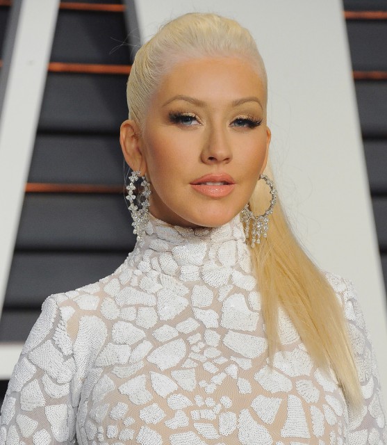 Ce s-a îngrăşat Christina Aguilera!