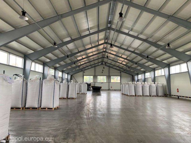 Europol anunţă o captură masivă de droguri de sinteză în Europa şi peste 400 de arestări