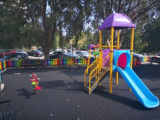 Primăria a anunțat că va continua reabilitarea locurilor de joacă din Constanța