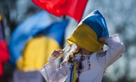 Toate şcolile româneşti din Ucraina vor trece la predarea în limba ucraineană din 2023