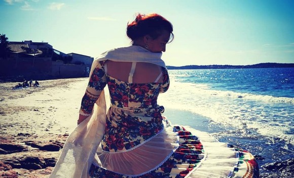 Rona Hartner, mireasă într-o rochie prin care s-a văzut tot. Cum a arătat în ziua nunţii