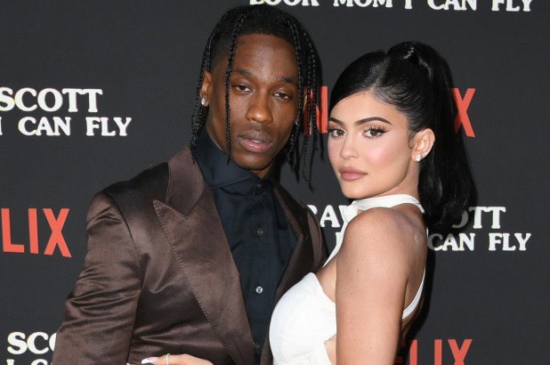 Kylie Jenner şi Travis Scott nu mai formează un cuplu