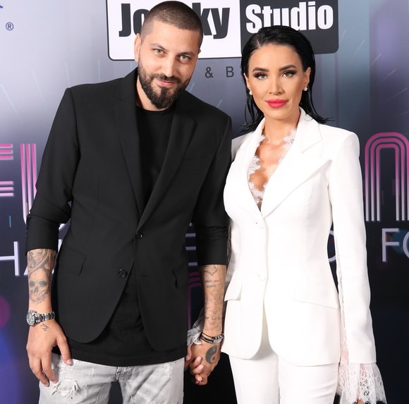 Adelina Pestrițu este din nou gravidă? „Suntem pregătiți să primim un băiețel“