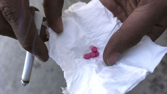 Poliţia italiană a confiscat zeci de mii de pastile yaba, „drogul nebuniei“