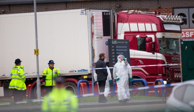 Marea Britanie: Poliţia confirmă că victimele din camionul din Essex sunt chinezi
