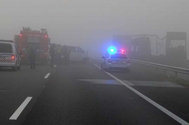Şapte morţi într-un accident de circulaţie produs pe autostrada M5 din Ungaria