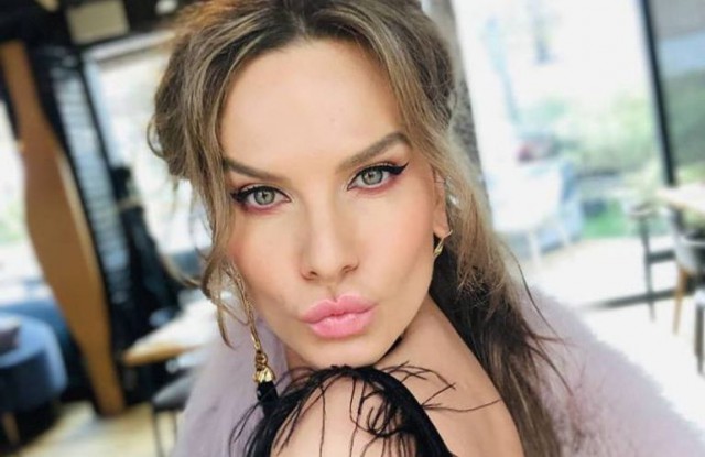 Anna Lesko, complet goală la piscină. Cum au reacționat fanii