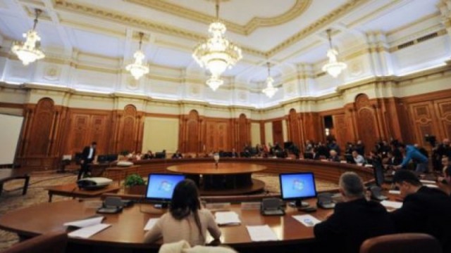 Comisia Juridică a Senatului a respins ordonanța de urgență privind alegerile anticipate