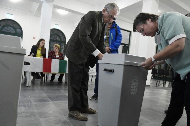 Ungaria: Rezultatele finale arată un triumf al opoziţiei în alegerile locale