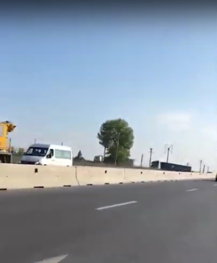 Se montează PARAPET DESPĂRŢITOR pe DN 3!