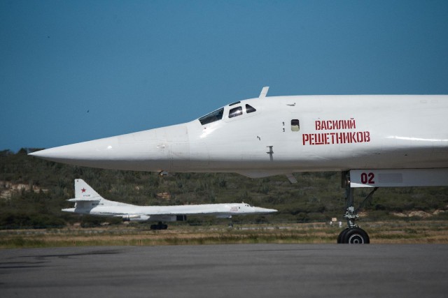Rusia trimite bombardiere nucleare în Africa, în timpul summitului găzduit de Putin