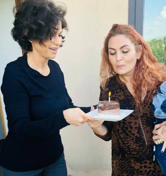 Ramona Bădescu a născut în secret la o clinică privată din Roma