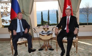 Turcia negociază cu Rusia un armistiţiu în provincia siriană Idleb: 'Un acord de încetare a focului'