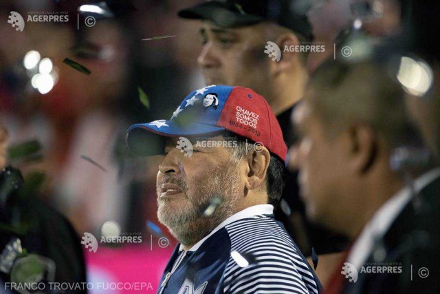 Diego Maradona, tratat ca un rege de adversari, cu ocazia zilei sale de naştere