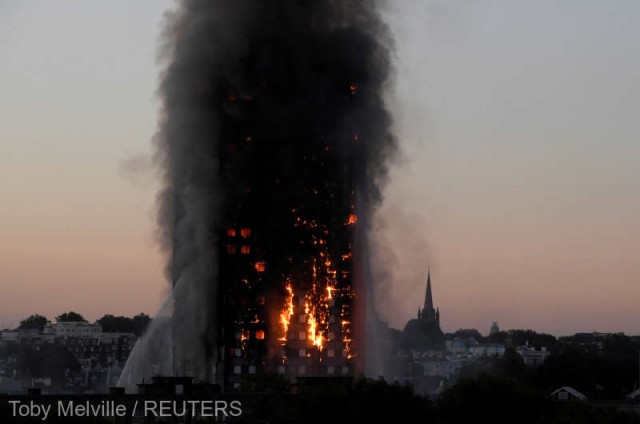 Pompierii din Londra ar fi putut salva o parte din cele 71 de persoane decedate în incendiul Grenfell Tower