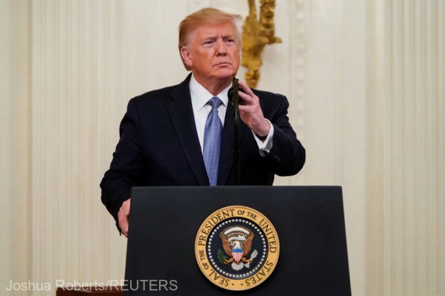 Trump susţine că este în formă bună, după o apariţie ce a ridicat semne de întrebare despre starea sa de sănătate