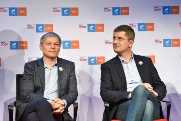 Cioloş şi Barna: Alianţa USR PLUS îl susţine pe Iohannis în turul al doilea