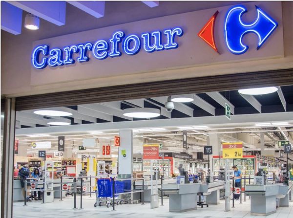 Carrefour spune că a remediat deficiențele. ANPC: „Vom sta cu ochii pe ei”