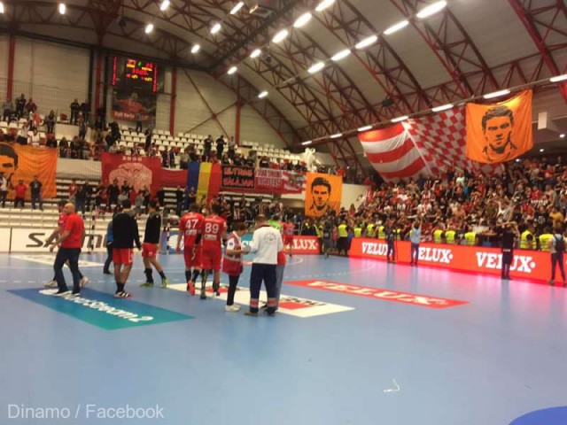 Dinamo, calificată în play-off-ul Ligii Campionilor la handbal masculin, după 27-26 cu Kadetten Schaffhausen