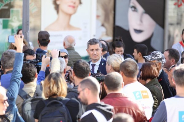 Dan Barna, la Constanța: Spiritul lui Dragnea este pe buletinul de vot și se numește Viorica Dăncilă