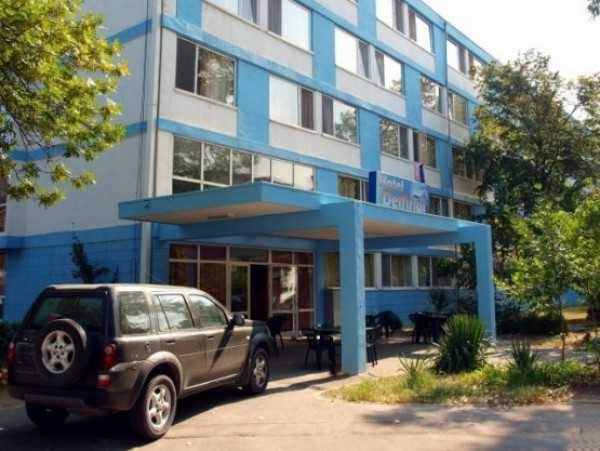 Un hotel din Mamaia a primit autorizație pentru supraetajare, nu şi pentru extindere la parter
