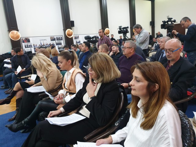 Făgădău, replici ACIDE la adresa liberalei Arghirescu! VIDEO
