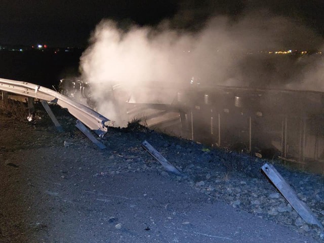 În apropiere de Ovidiu. S-a răsturnat cu autoutilitara din cauza ceței