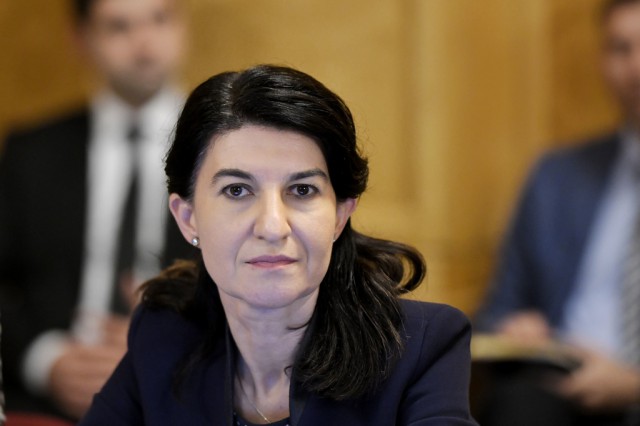 Ministrul Muncii a izbucnit după inspecția de la Casa de Pensii. Război total declarat bugetarilor: „Mă frapează atitudinea oamenilor“