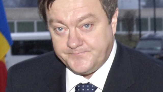A murit politicianul Sorin Frunzăverde