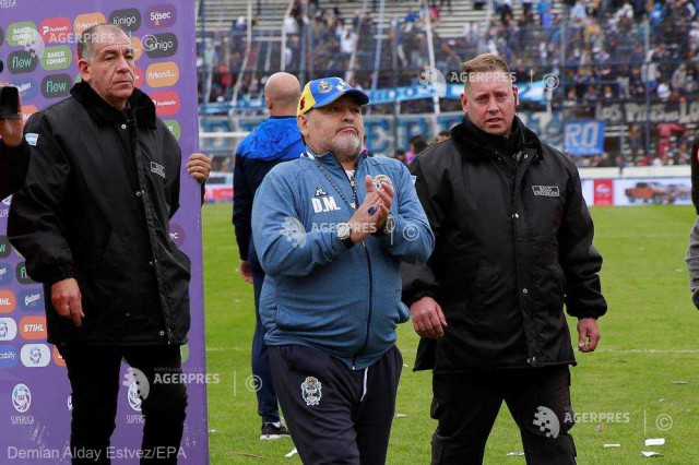 Diego Maradona, pe picior de plecare de la Gimnasia La Plata