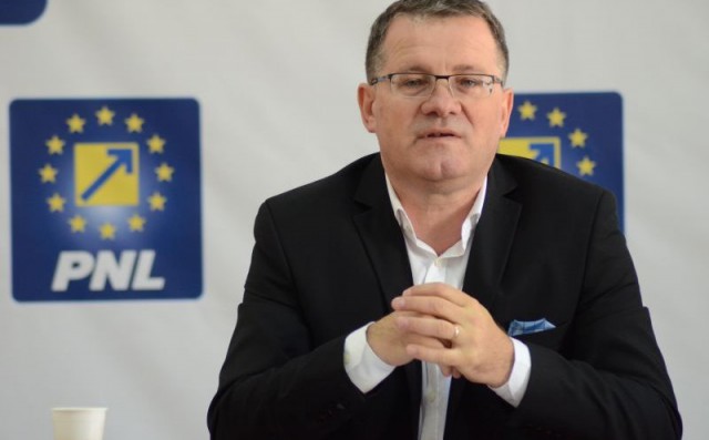 Ministrul Agriculturii, Adrian Oros: Ajutorul de stat pentru motorină nu a fost plătit din trimestrul doi