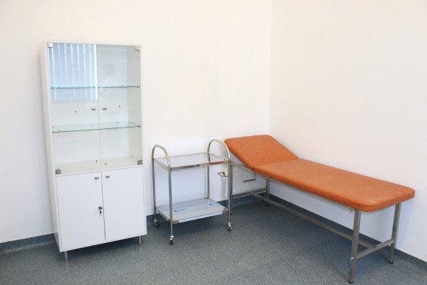 Cabinetele medicale din școli, renovate
