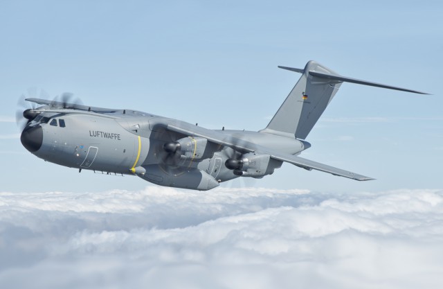 Germania: Armata refuză achiziţia a două avioane A400M din cauza unor probleme de securitate