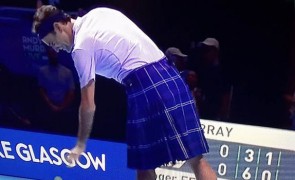 Roger Federer a pierdut meciul cu Stefanos Tsitsipas pentru calificarea în finala Turneului Campionilor