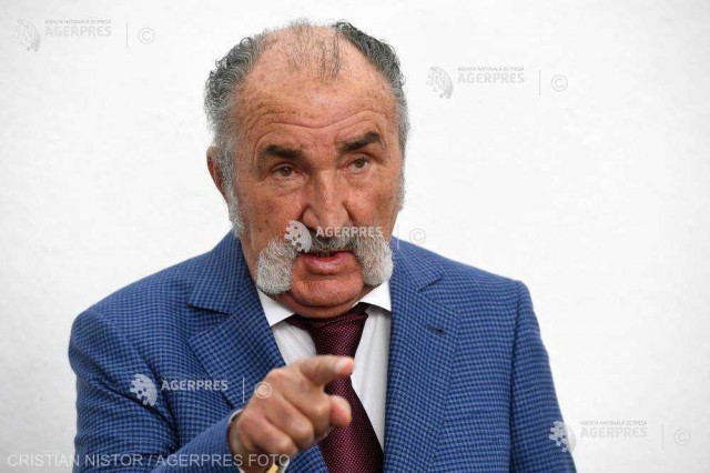 Ţiriac: Cupa Davis arăta ca o tabără de refugiaţi, dacă preşedintele ITF ar avea onoare şi-ar da demisia