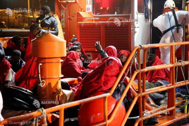 Spania: Patru migranţi morţi şi 65 salvaţi după scufundarea unei ambarcaţiuni în vestul Mediteranei