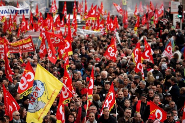 Franţa: Mobilizare masivă împotriva proiectului de reformă a pensiillor
