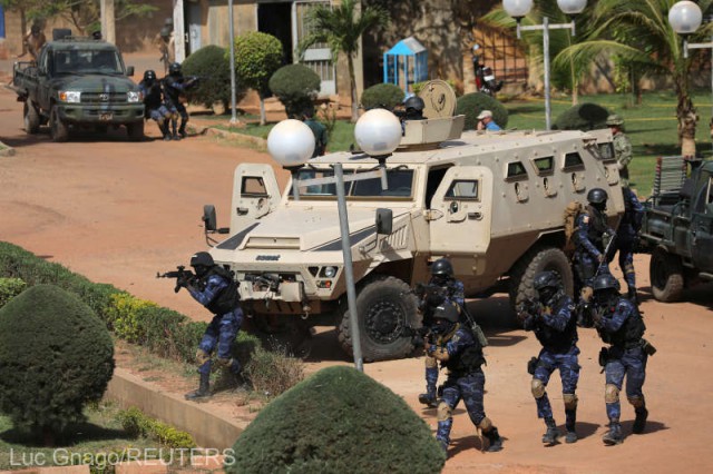 Marile companii de securitate fac legea în Africa