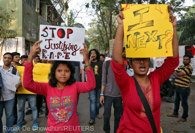 India: Indignare în parlament şi proteste în ţară după un nou caz de viol în grup şi crimă