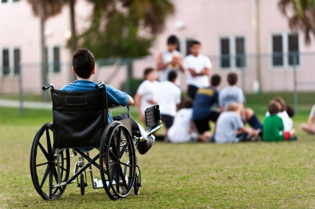 Bulgaria, criticată de ONG-uri internaţionale pentru situaţia orfanilor cu dizabilităţi instituţionalizaţi